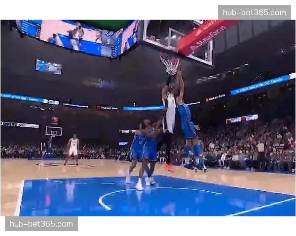 马刺对雷霆头名之争白热化，文班亚马切特霍姆格伦新星对决